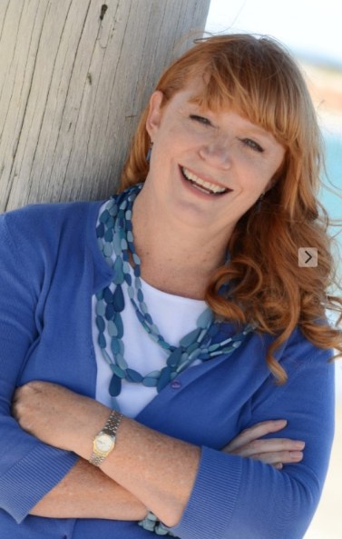 Victoria Purman headshot